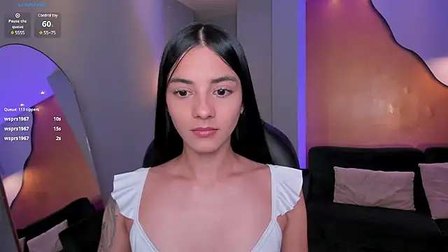 Snapshot of HannahJamesX chatting on 02/19/25, 10:09 HannahJamesX online show from 02/19/25, 10:09