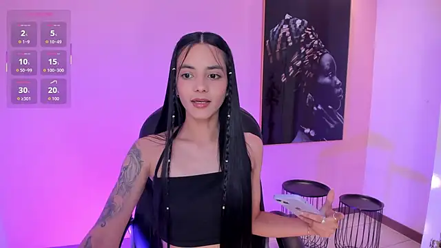 Snapshot of HannahJamesX chatting on 09/20/25, 06:57 HannahJamesX online show from 09/20/25, 06:57