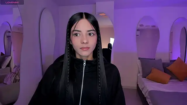 HannahJamesX online show from 11/01/25, 07:08