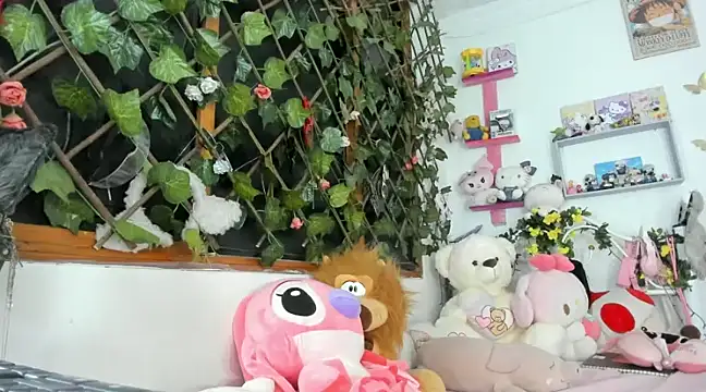 Snapshot of LunaDeCristall chatting on 01/29/25, 05:19 LunaDeCristall online show from 01/29/25, 05:19