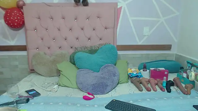 Lena lawson online show from 10/10/25, 09:04