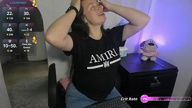 Snapshot of milysauria1 chatting on 04/10/26, 12:23 milysauria1 online show from 04/10/26, 12:23