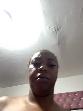 CiaraEbony online show from 04/19/26, 09:54