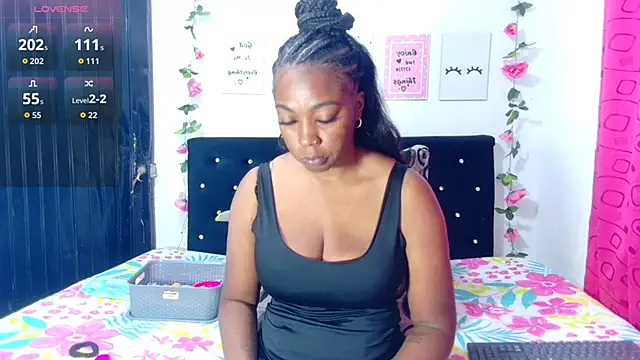 CiaraEbony online show from 09/15/25, 10:32