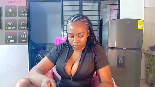 Snapshot of CiaraEbony chatting on 01/09/26, 12:06 CiaraEbony online show from 01/09/26, 12:06