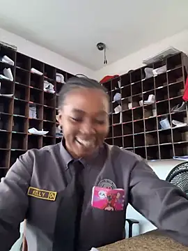 CiaraEbony online show from 04/24/26, 09:39