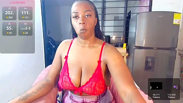 Snapshot of CiaraEbony chatting on 01/09/26, 12:23 CiaraEbony online show from 01/09/26, 12:23