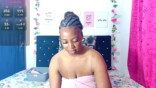 CiaraEbony online show from 12/18/25, 11:30