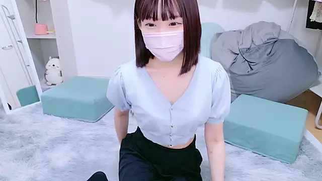 Snapshot of x-naru-x chatting on 12/06/24, 04:22 x-naru-x online show from 12/06/24, 04:22