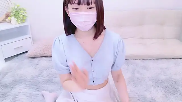 Snapshot of x-naru-x chatting on 12/07/24, 11:45 x-naru-x online show from 12/07/24, 11:45