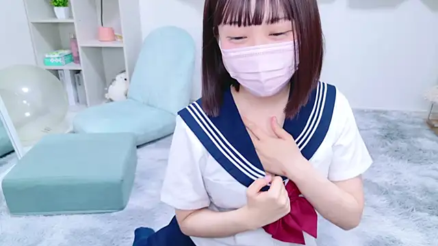 Snapshot of x-naru-x chatting on 01/23/25, 08:24 x-naru-x online show from 01/23/25, 08:24