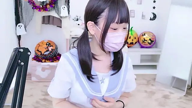 Snapshot of x-naru-x chatting on 10/27/25, 03:57 x-naru-x online show from 10/27/25, 03:57