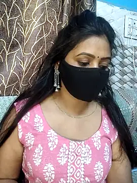 Snapshot of Monalisha_G chatting on 05/01/26, 12:10 Monalisha G online show from 05/01/26, 12:10