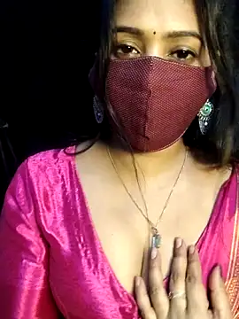 Snapshot of Monalisha_G chatting on 06/11/26, 08:17 Monalisha G online show from 06/11/26, 08:17