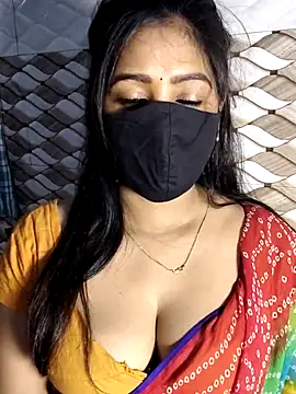 Snapshot of Monalisha_G chatting on 07/05/26, 05:42 Monalisha G online show from 07/05/26, 05:42