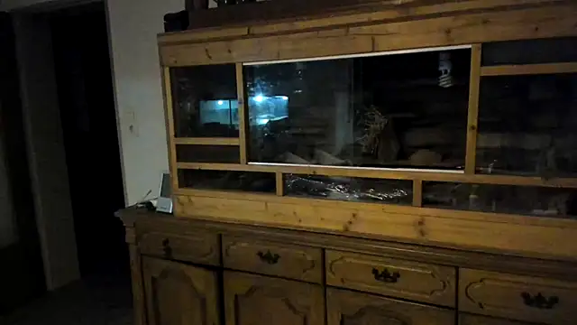 Snapshot of Chao_Key_und_Capitan chatting on 03/21/25, 06:18 Chao Key und Capitan online show from 03/21/25, 06:18