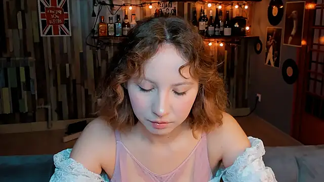 Snapshot of JasmineMilko chatting on 11/14/25, 05:11 JasmineMilko online show from 11/14/25, 05:11