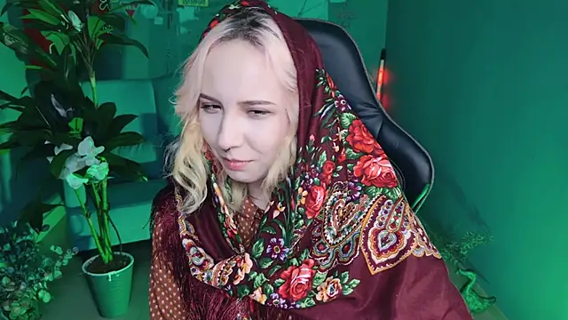 Snapshot of JasmineMilko chatting on 03/01/25, 08:13 JasmineMilko online show from 03/01/25, 08:13