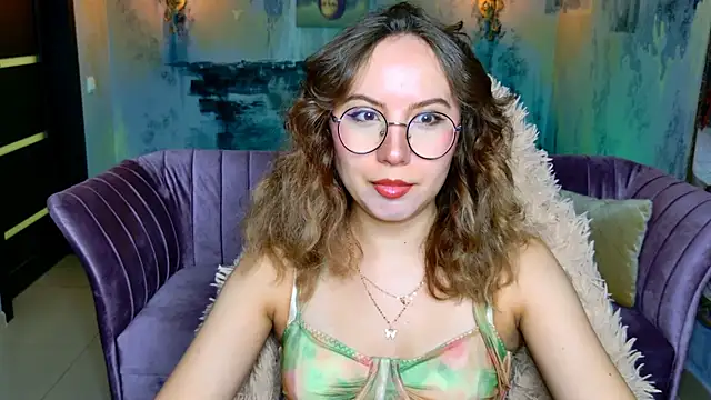 Snapshot of JasmineMilko chatting on 06/17/26, 05:07 JasmineMilko online show from 06/17/26, 05:07