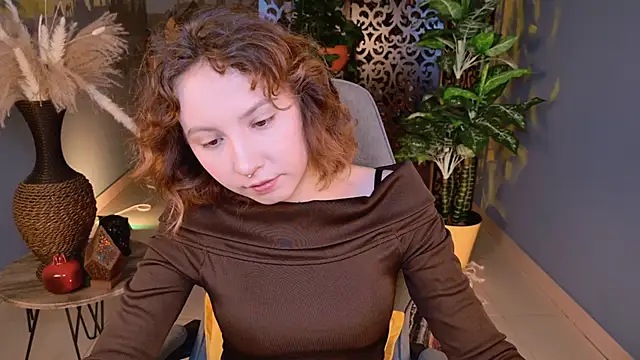 Snapshot of JasmineMilko chatting on 11/25/25, 05:08 JasmineMilko online show from 11/25/25, 05:08