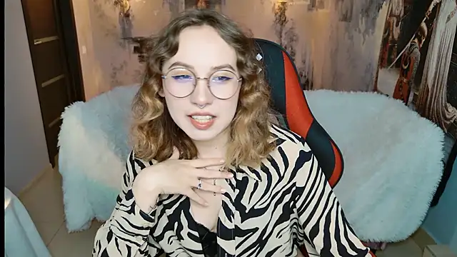 JasmineMilko online show from 03/19/26, 05:07