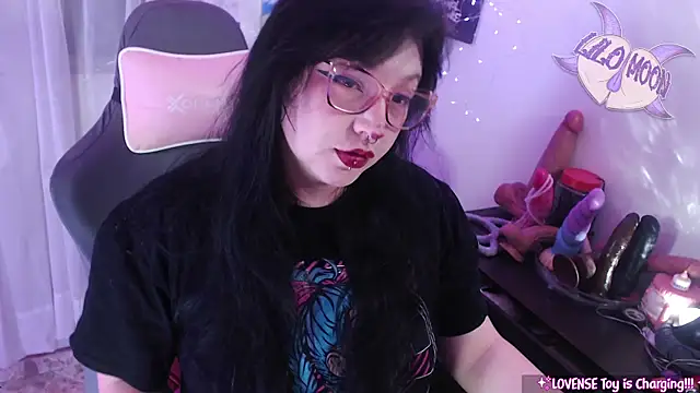 LiloMoon69 online show from 06/05/26, 06:40