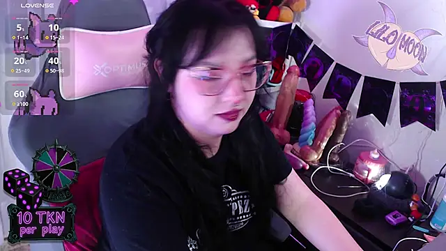 LiloMoon69 online show from 10/30/25, 10:24