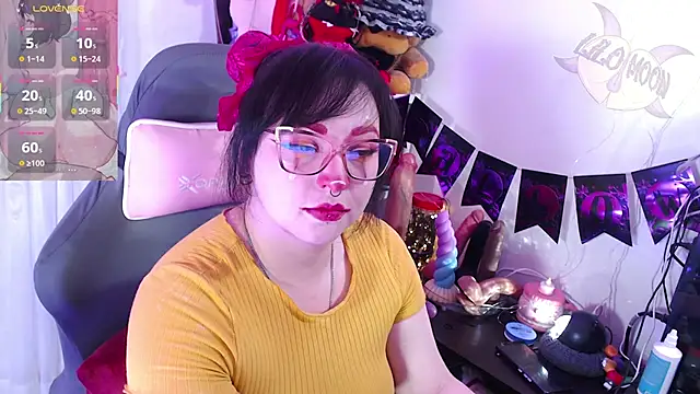 LiloMoon69 online show from 10/29/25, 11:20