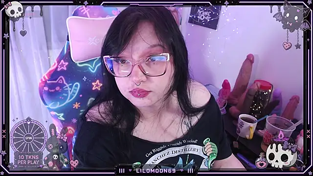 LiloMoon69 online show from 06/16/26, 05:29