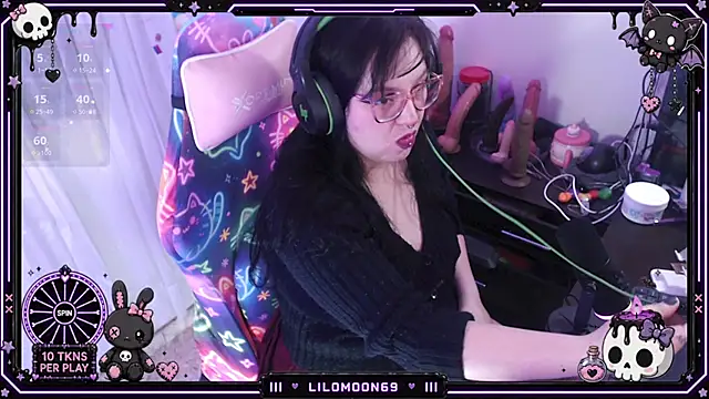 LiloMoon69 online show from 06/15/26, 08:36