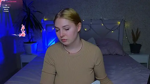 Catherine River online show from 03/21/26, 04:00