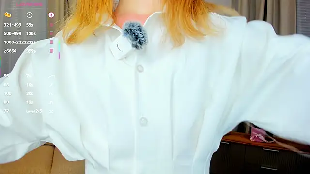 DominikaElis online show from 11/30/25, 09:04