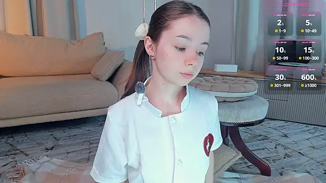 DominikaElis online show from 04/01/26, 07:11