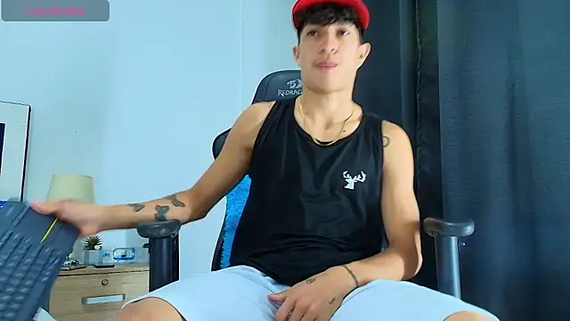 Snapshot of _CamiloBass chatting on 06/07/26, 01:00 CamiloBass online show from 06/07/26, 01:00