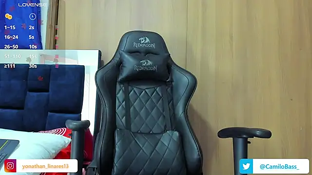 Snapshot of _CamiloBass chatting on 03/19/25, 01:32 CamiloBass online show from 03/19/25, 01:32