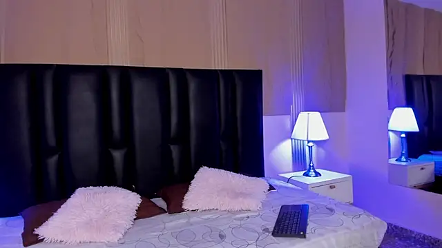 Milf meli online show from 12/20/25, 07:17