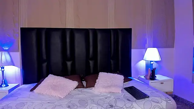 Milf meli online show from 12/03/25, 07:13