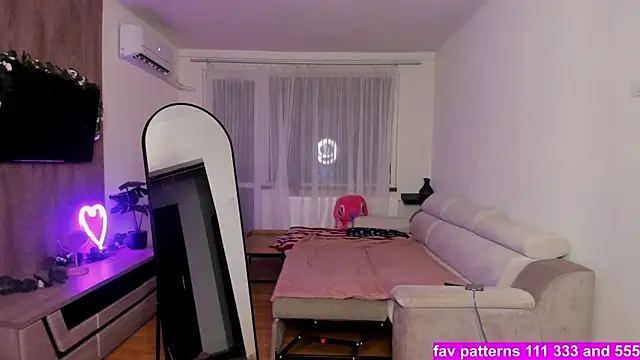 GabrielaLove  online show from 11/15/25, 08:57