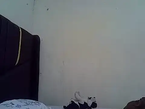 Snapshot of pretty_vivy chatting on 03/06/25, 08:41 pretty vivy online show from 03/06/25, 08:41