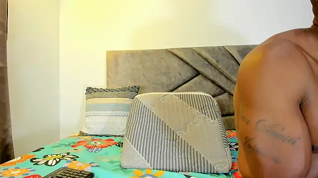 Deliciouscocoa online show from 04/15/26, 11:27