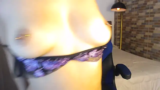 NicoleHaley online show from 10/20/25, 07:42