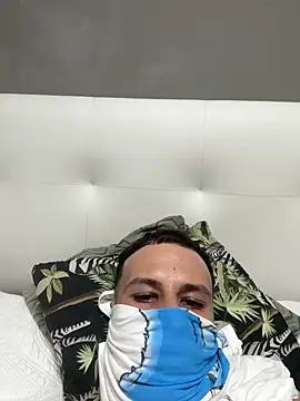 yayaya55598 online show from 09/28/25, 06:26