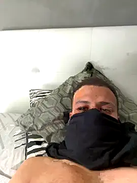 yayaya55598 online show from 10/04/25, 12:50