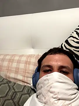 yayaya55598 online show from 09/18/25, 04:10