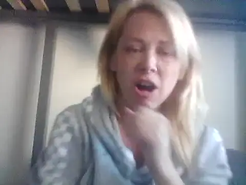 burrkitty online show from 12/06/24, 05:49