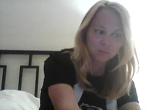 burrkitty online show from 11/20/25, 05:19