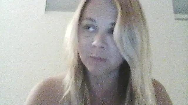 burrkitty online show from 12/22/25, 04:34