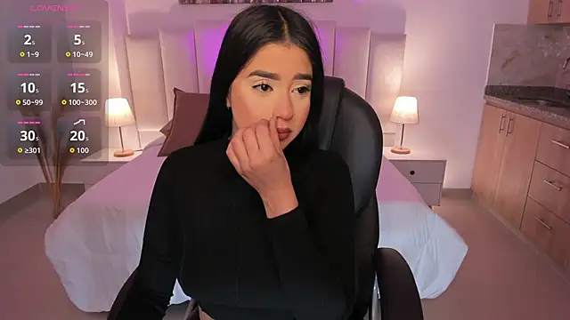 amelie jhons online show from 11/02/25, 07:52