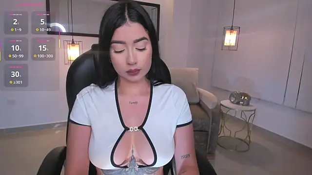 amelie jhons online show from 03/30/26, 02:02