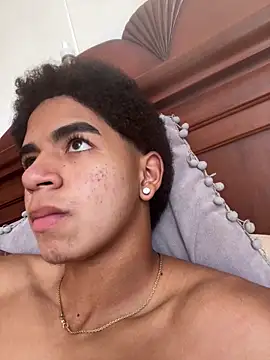 JoanG10 online show from 11/15/25, 04:55